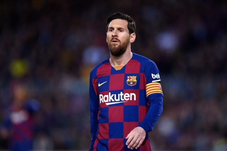Nasser Al-Khelaïfi comenta sobre interesse do PSG em Messi