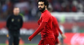 Liverpool pretende renovar contrato de Salah e mais três titulares