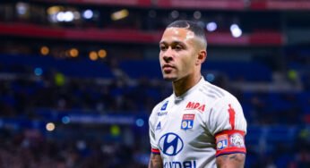 Barcelona pode ter o PSG como adversário na negociação de Memphis Depay