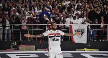 Com Dani Alves, FIFPro divulga lista de melhores da temporada