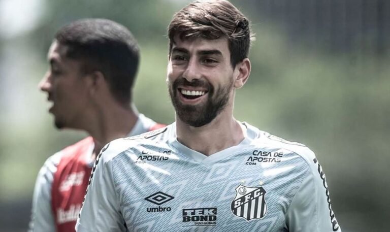 Santos consegue prorrogação do contrato de Luan Peres