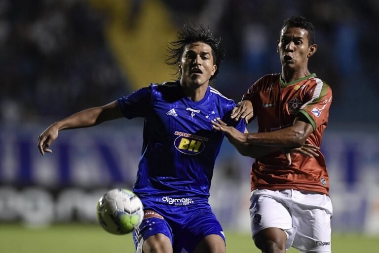 Em todo o ano, Marcelo Moreno soma mais cartões amarelos do que gols pelo Cruzeiro