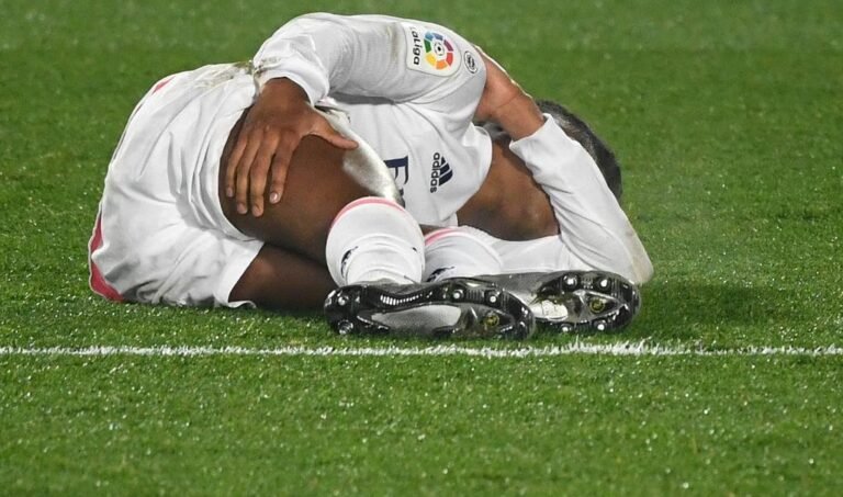 Rodrygo sofre lesão e deve desfalcar o Real Madrid por até 3 meses