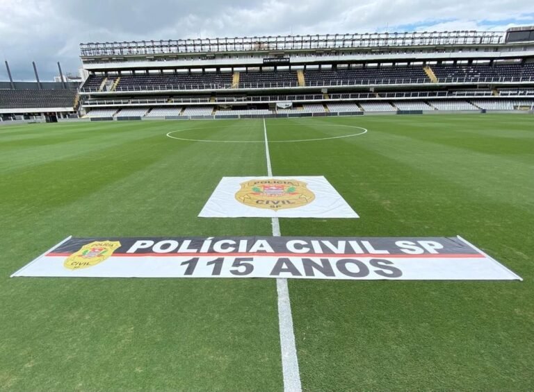 Santos faz homenagens aos 115 anos da Polícia Civil