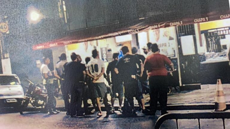 Foguetório e sinalizadores podem render punições ao Santos na Libertadores