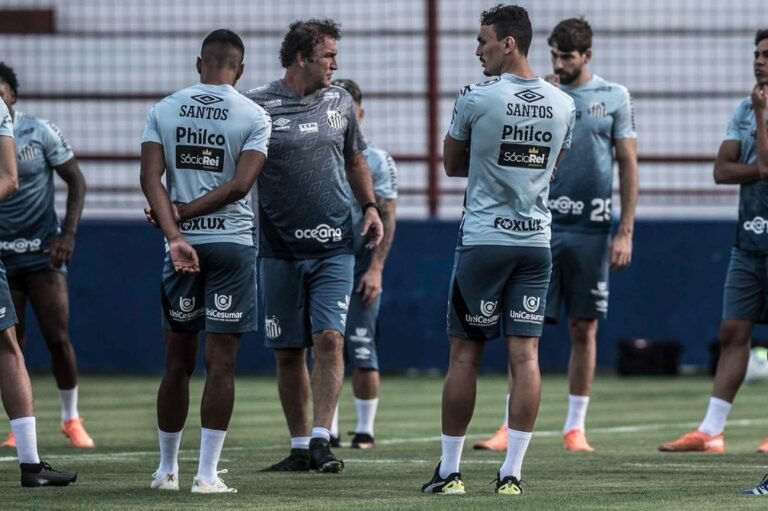 Enfim, Cuca terá força máxima para encarar o Palmeiras e ficar entre os primeiros