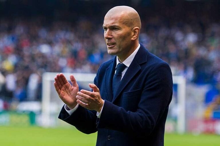Zidane exige a renovação de contrato de três jogadores