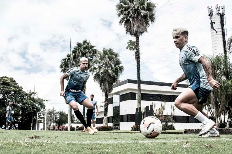 Ainda dúvida, Jobson segue treinamentos e demonstra evolução