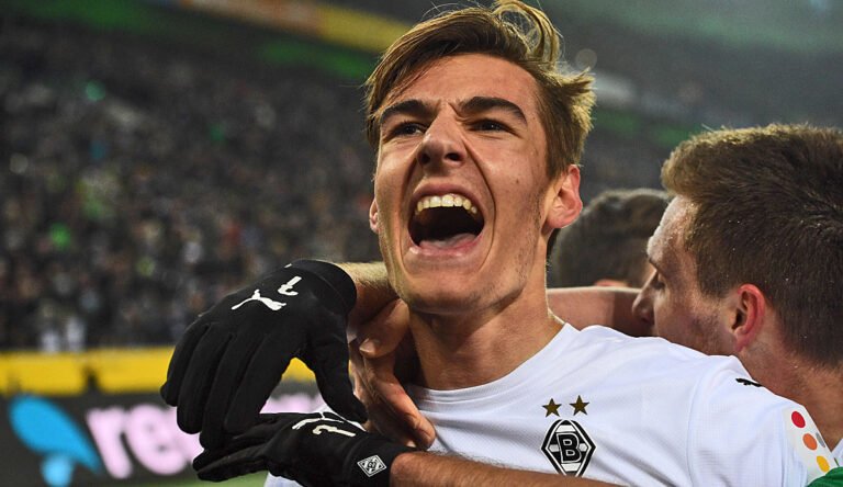 Real Madrid junta-se à disputa por Florian Neuhaus