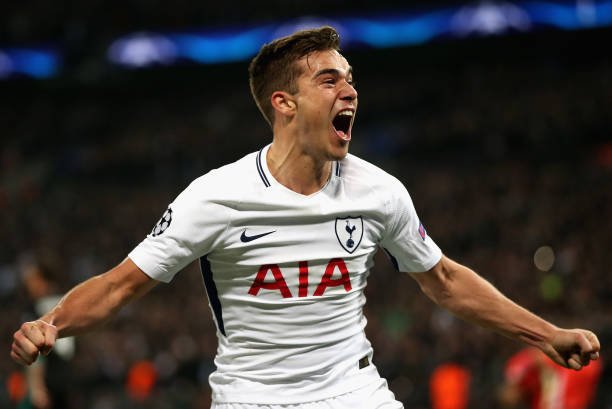 Após quase 5 anos, Harry Winks pode estar de saída do Tottenham.