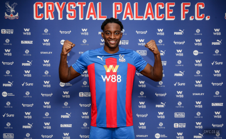 Crystal Palace anuncia Jean-Philippe Mateta