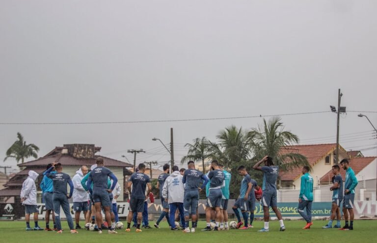 Mesmo com chances pequenas, Avaí sonha com acesso