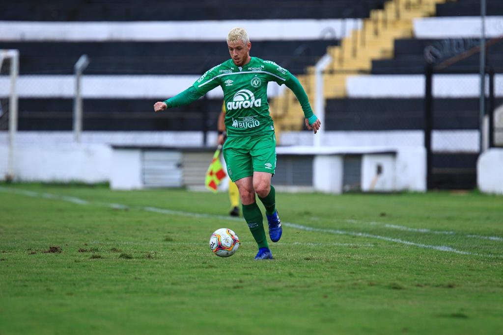 Chapecoense perde jogo e liderança da Série B
