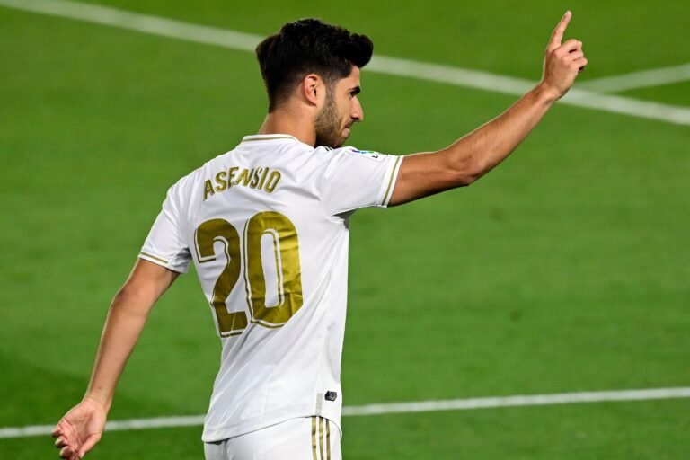 Real Madrid apega-se a Marco Asensio