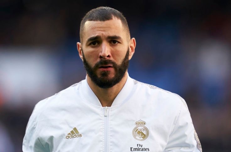 Benzema deseja se aposentar no Lyon