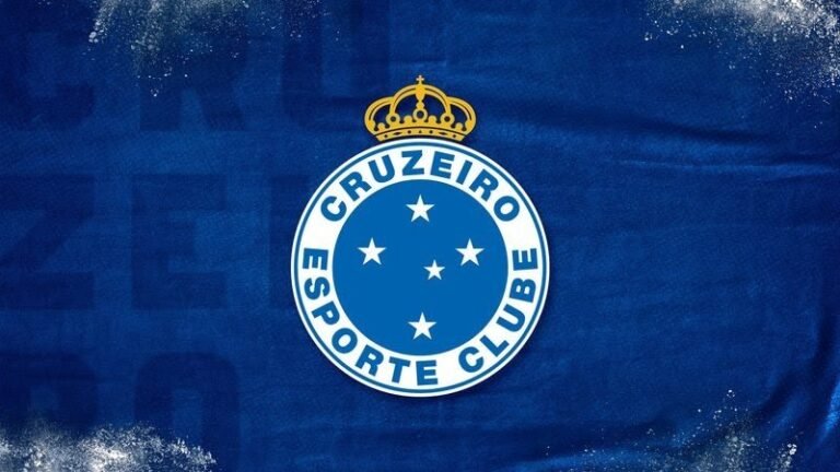 Garantido na Série B, Cruzeiro tem dia movimentado nos bastidores