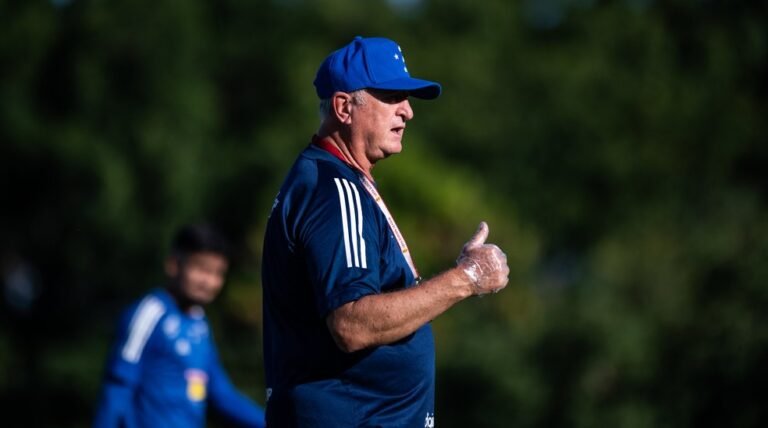 Cruzeiro tem a chance de terminar o returno com campanha de G-4