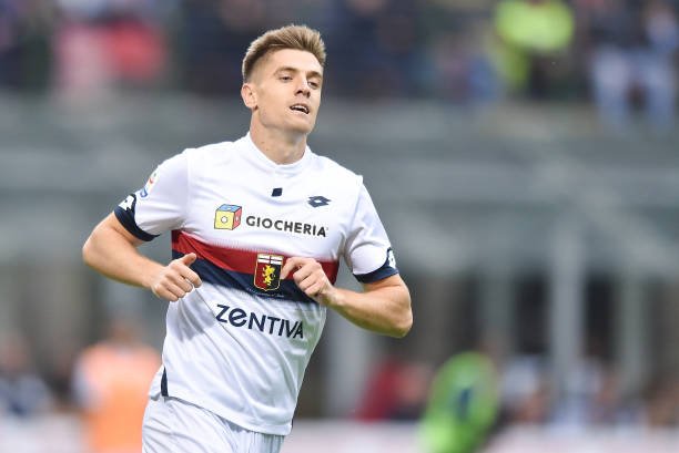Genoa pode acertar retorno de Krzysztof Piatek
