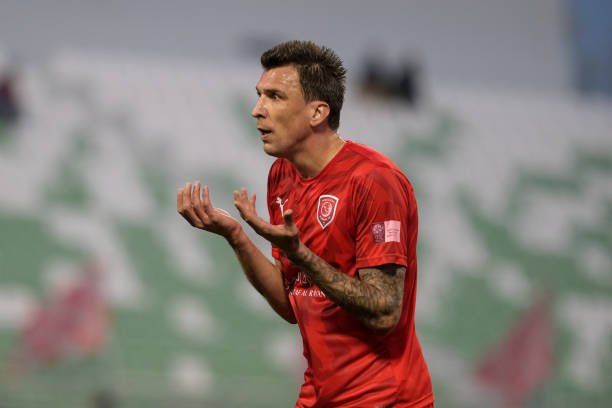 Milan monitora situação de Mario Mandžukić