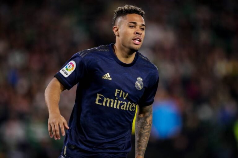 Mariano Díaz se recusa a fazer parte de troca entre o Real Madrid e a Roma