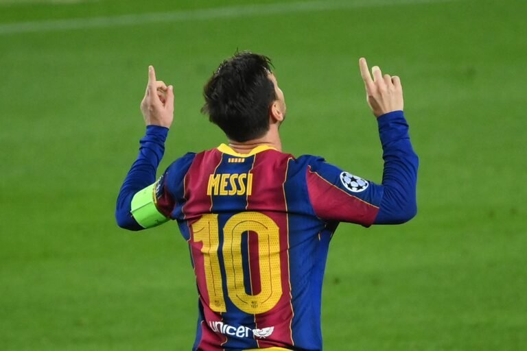 É dada a largada por Lionel Messi