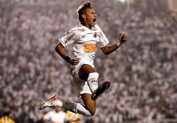 Neymar deseja sorte para jogadores do Santos: “Sejam felizes dentro de campo”
