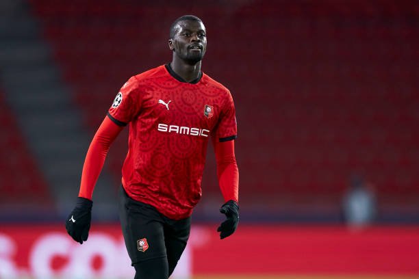 Clube saudita encaminha a contratação de M’Baye Niang
