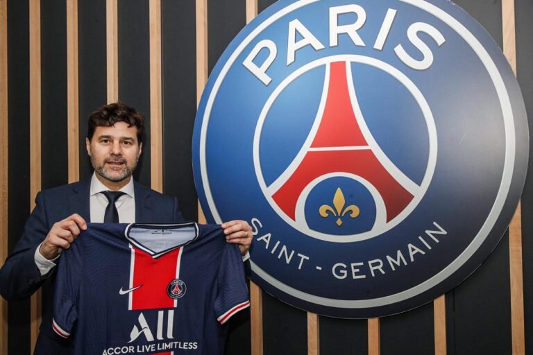 PSG anuncia novo treinador