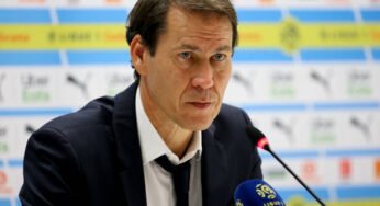 “Seria ótimo se ele voltasse a usar a camisa do Lyon”, afirma treinador Rudi Garcia sobre Benzema