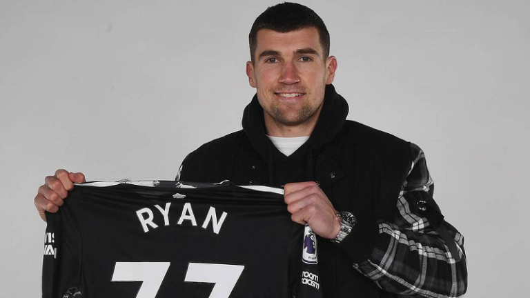 Oficial: Arsenal acerta a contratação do goleiro Mat Ryan