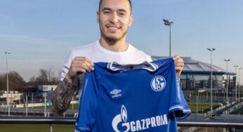 Schalke 04 anuncia lateral brasileiro