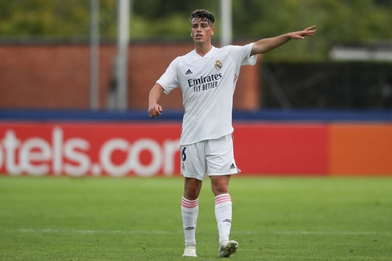 Real Madrid definiu quem será o substituto de Martin Odegaard