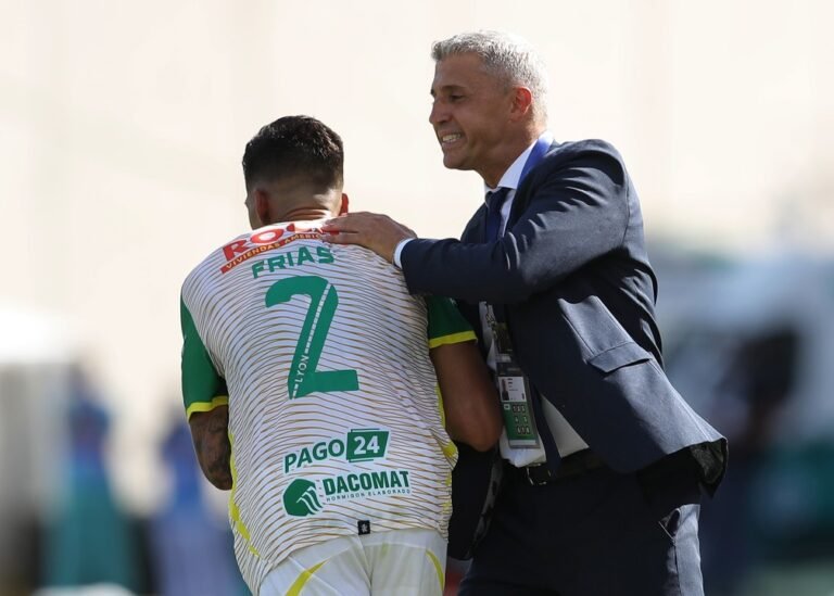 Crespo manda recado a torcedor do São Paulo: “estou muito orgulhoso”