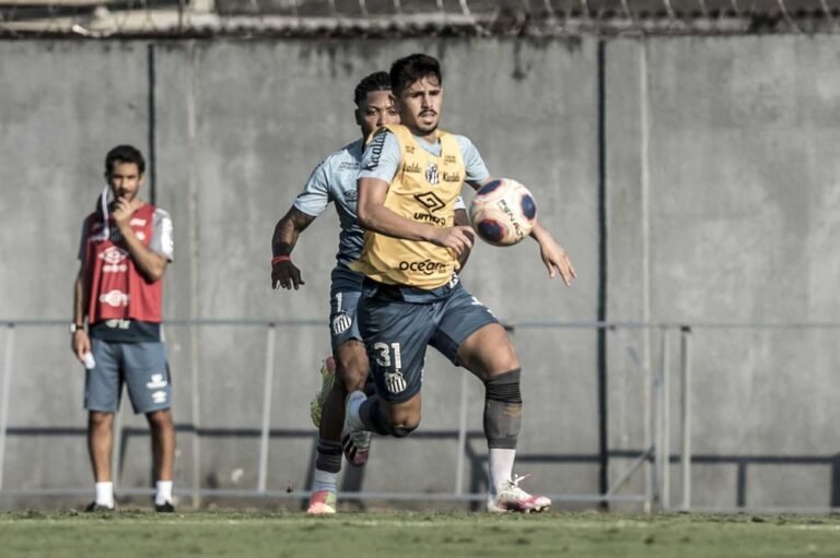 Mesmo com futuro incerto, Anderson Ceará volta ao Santos, tem propostas, mas quer mostrar seu valor a Ariel Holan