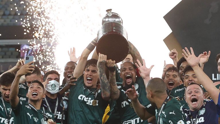 Palmeiras fecha temporada de 2020 com déficit de R$ 151 milhões