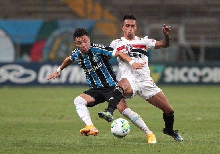 Igor Vinícius está suspenso e desfalca São Paulo contra o Palmeiras