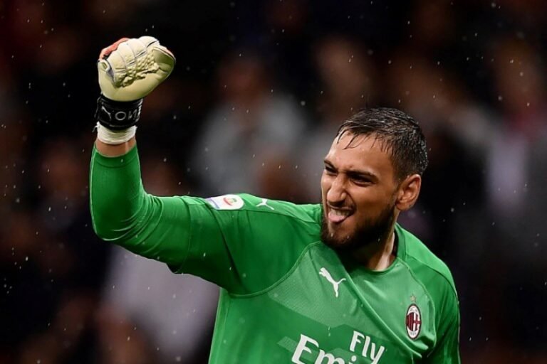 Donnarumma dificulta a renovação com o Milan