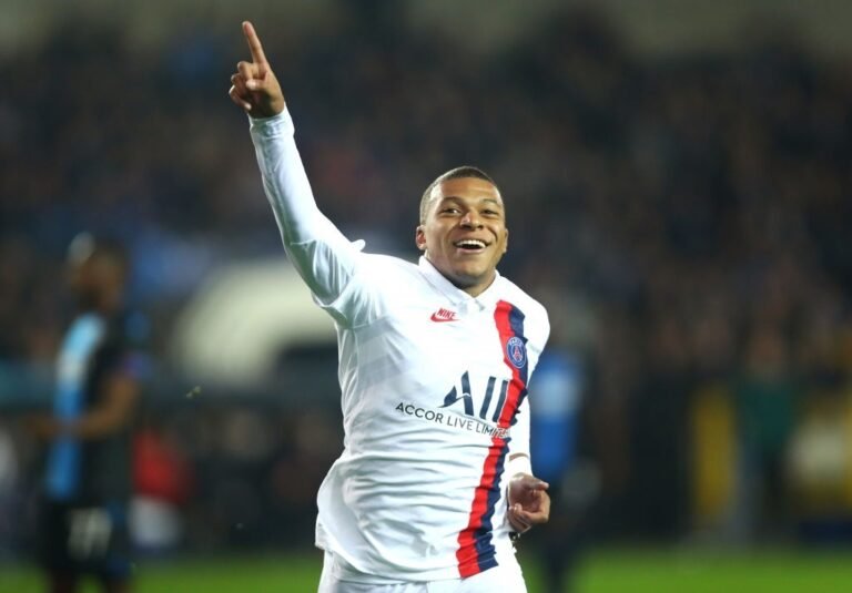 As marcas que acompanham Kylian Mbappé