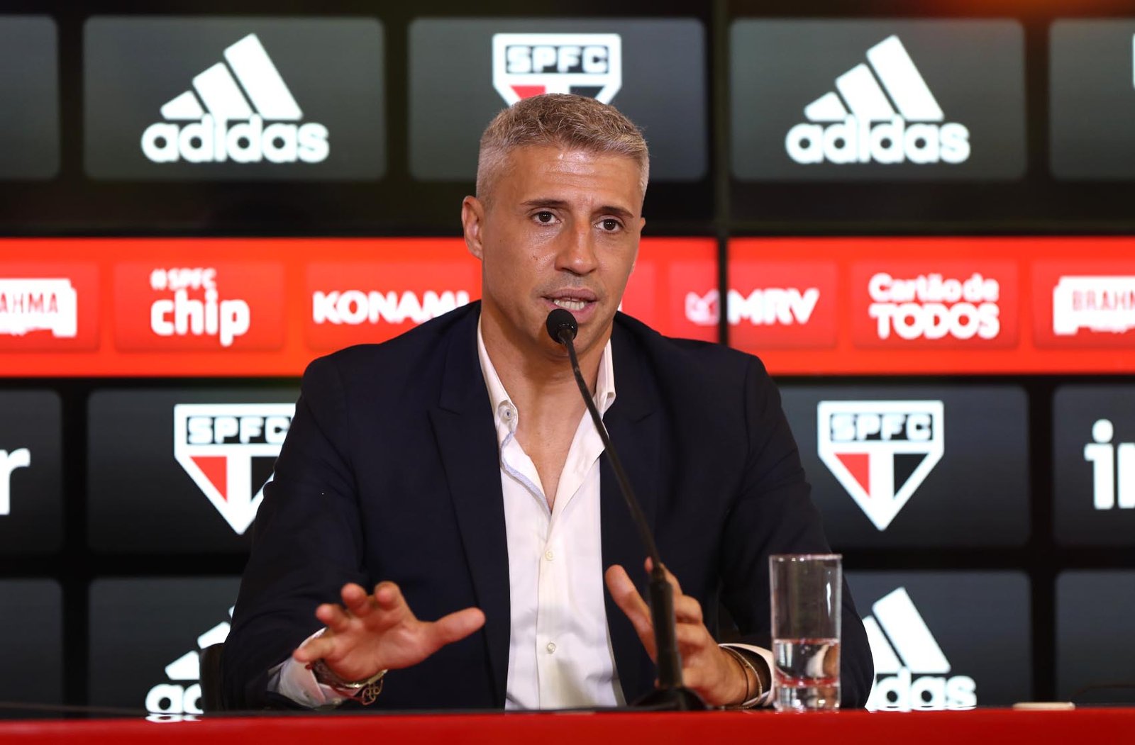 Crespo vê pressão por títulos e mira Paulistão “vamos jogar pra ganhar”