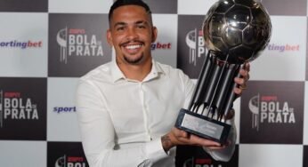 Luciano ganha Bola de Prata e diz que lhe faltou confiança no Grêmio