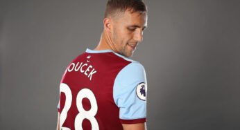 Manchester United busca um substituto para Pogba