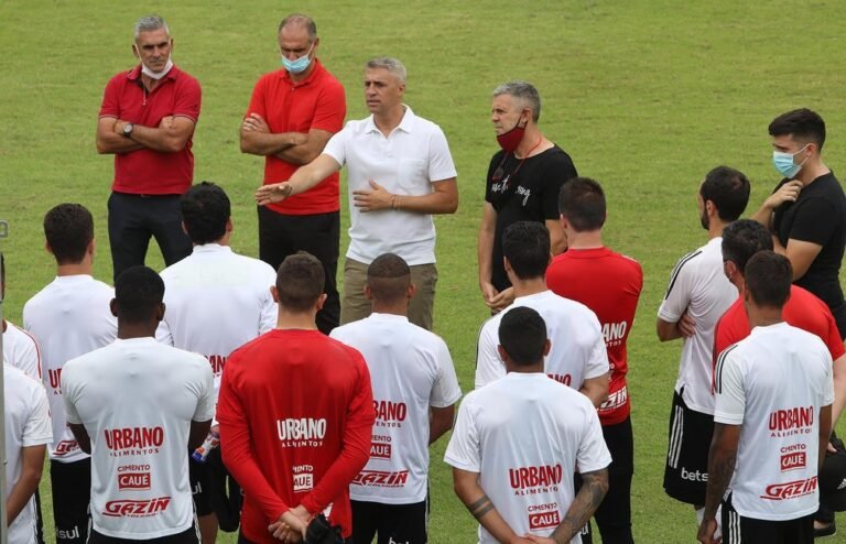 Crespo estreia pelo São Paulo neste domingo