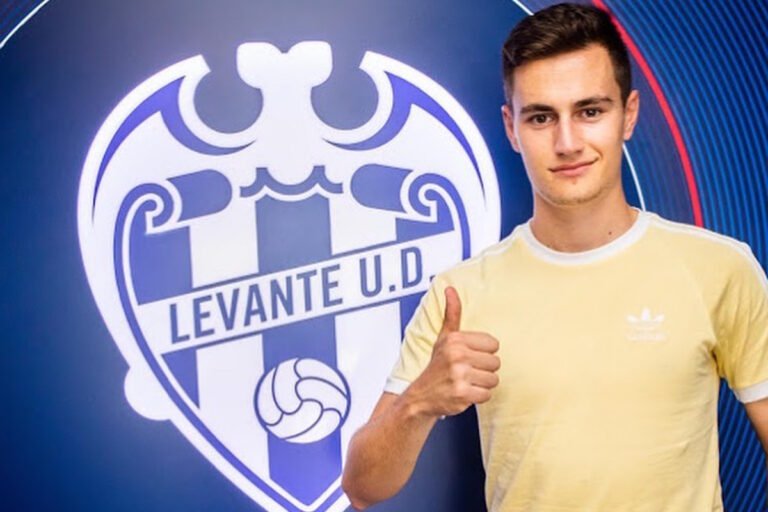 Jorge de Frutos, a opção que poderia ajudar o Real Madrid atualmente