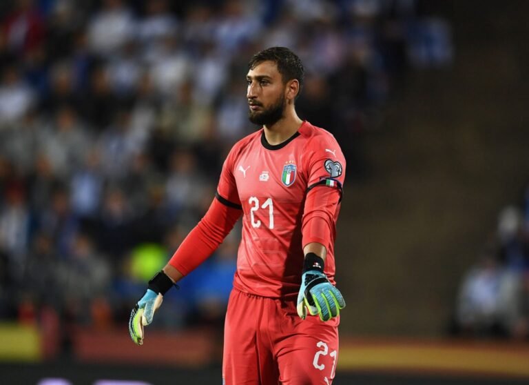 Barcelona quer Donnarumma no verão para vender Ter Stegen