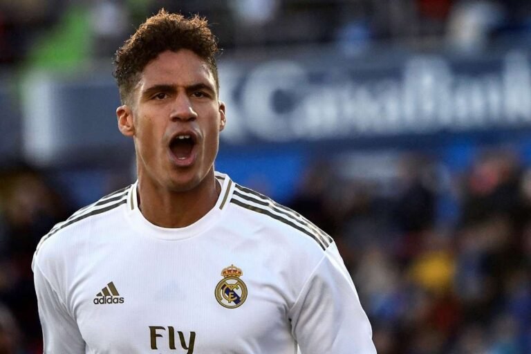 Juventus entra na disputa por Varane