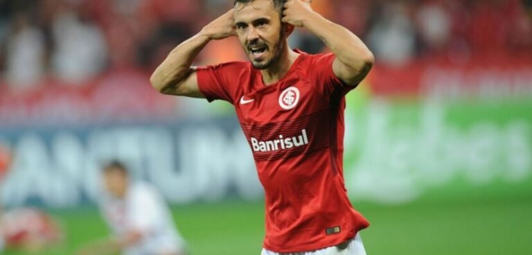 Uendel pode estar de saída do Inter com rumo a Chape