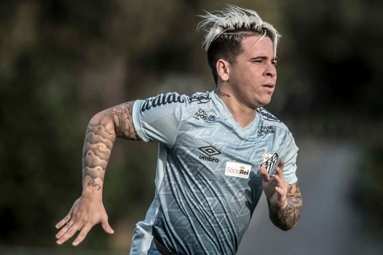 Soteldo joga, Marinho fora, e mudança no meio campo contra o Atlético/GO