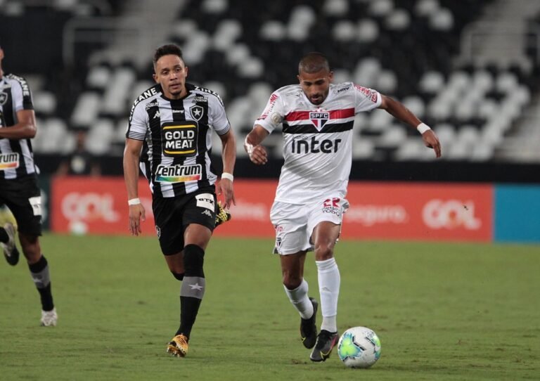 Rojas acerta renovação de contrato com o São Paulo