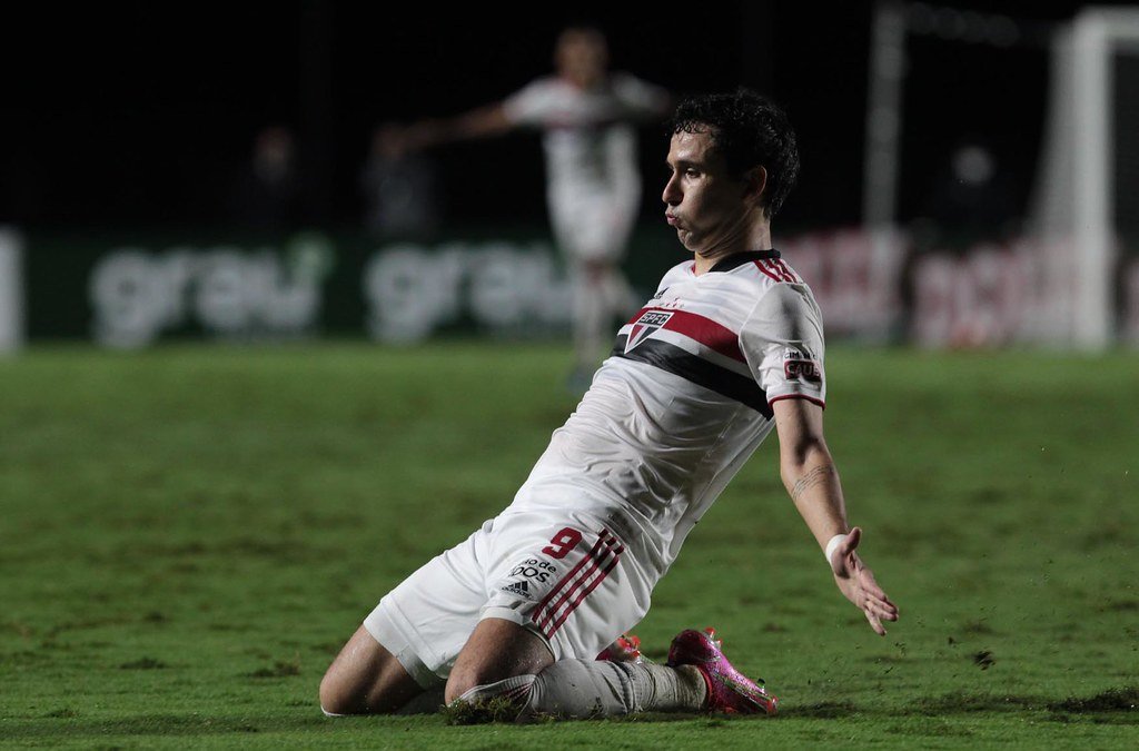 Pablo ressurge com Crespo no São Paulo