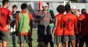 Com o elenco principal de volta, Flamengo divulga a lista de relacionados para a partida contra o Bangu